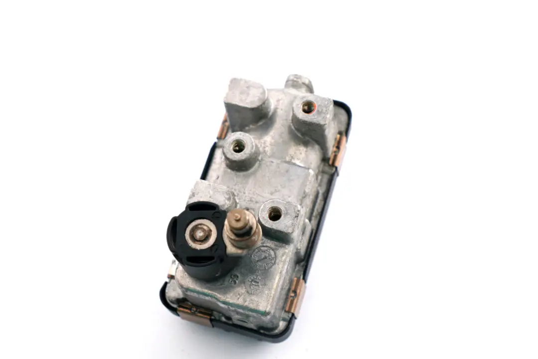 N47 Turbolader Abgaskrümmer 6NW 009 660 für BMW E60 E61 520d mit Teilenummer 8506892 BMW E60 E61 520d N47 Turbolader Abgaskrümmer 6NW 009 660 - SKU 8506892-3 - Teilenummer 8506892