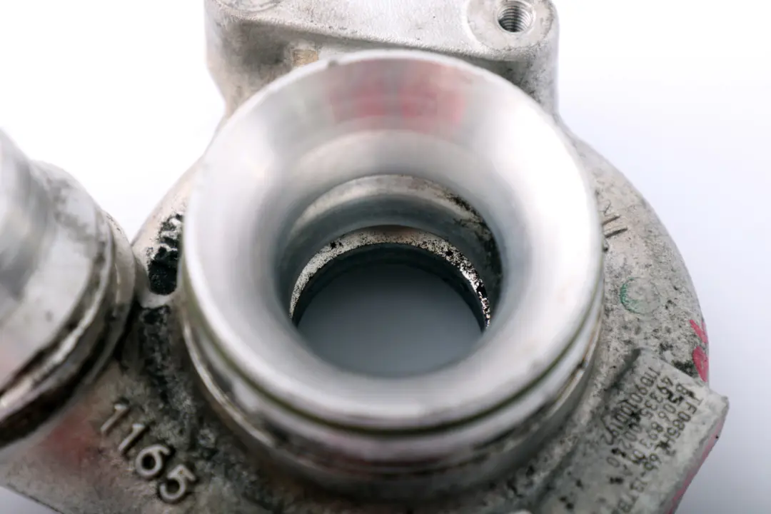 N47 Teil Turbolader Turbogehäuse 8506893 für BMW 3 5 er E87N E90N E60N LCI mit Teilenummer 8506894 BMW 3 5 er E87N E90N E60N LCI N47 Teil Turbolader Turbogehäuse 8506893 - SKU 8506894 - Teilenummer 8506894