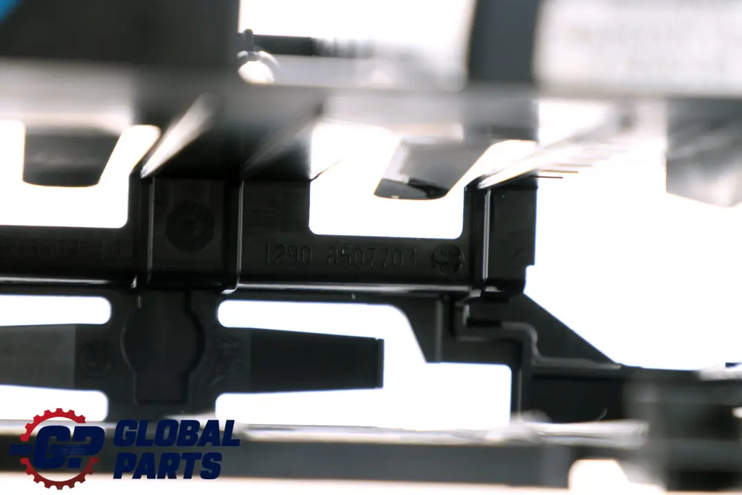 Geräteträger E-Box für BMW F20 F30 F31 F32 F33 F34 mit Teilenummer 8507703 BMW F20 F30 F31 F32 F33 F34 Geräteträger E-Box - SKU 8507703 - Teilenummer 8507703