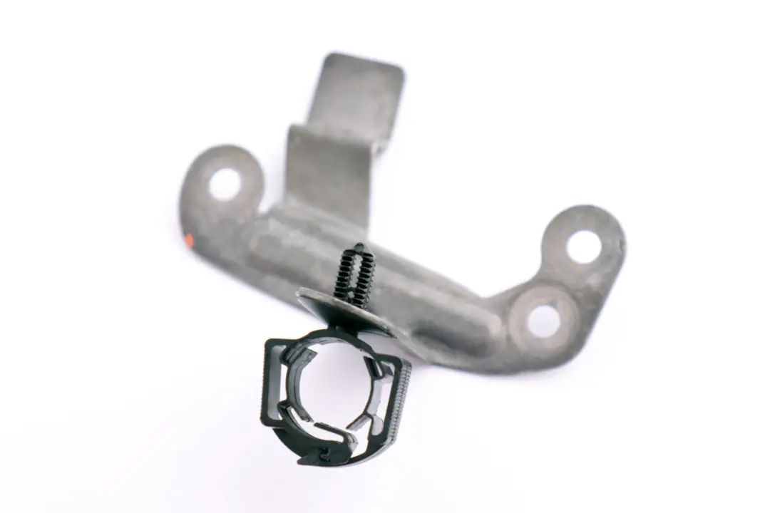 BMW 1 3 5 F10 F20 F30 Soporte Para Manguera De Vacío - SKU 8508198 - Número de pieza 8508198