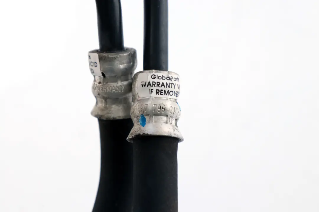 Wärmetauscher Ölkühlung Rohr Einlass Auslass Schlauch für BMW E90 E91 E92 325d mit Teilenummer 8509706 BMW E90 E91 E92 325d Wärmetauscher Ölkühlung Rohr Einlass Auslass Schlauch - SKU 8509706 - Teilenummer 8509706