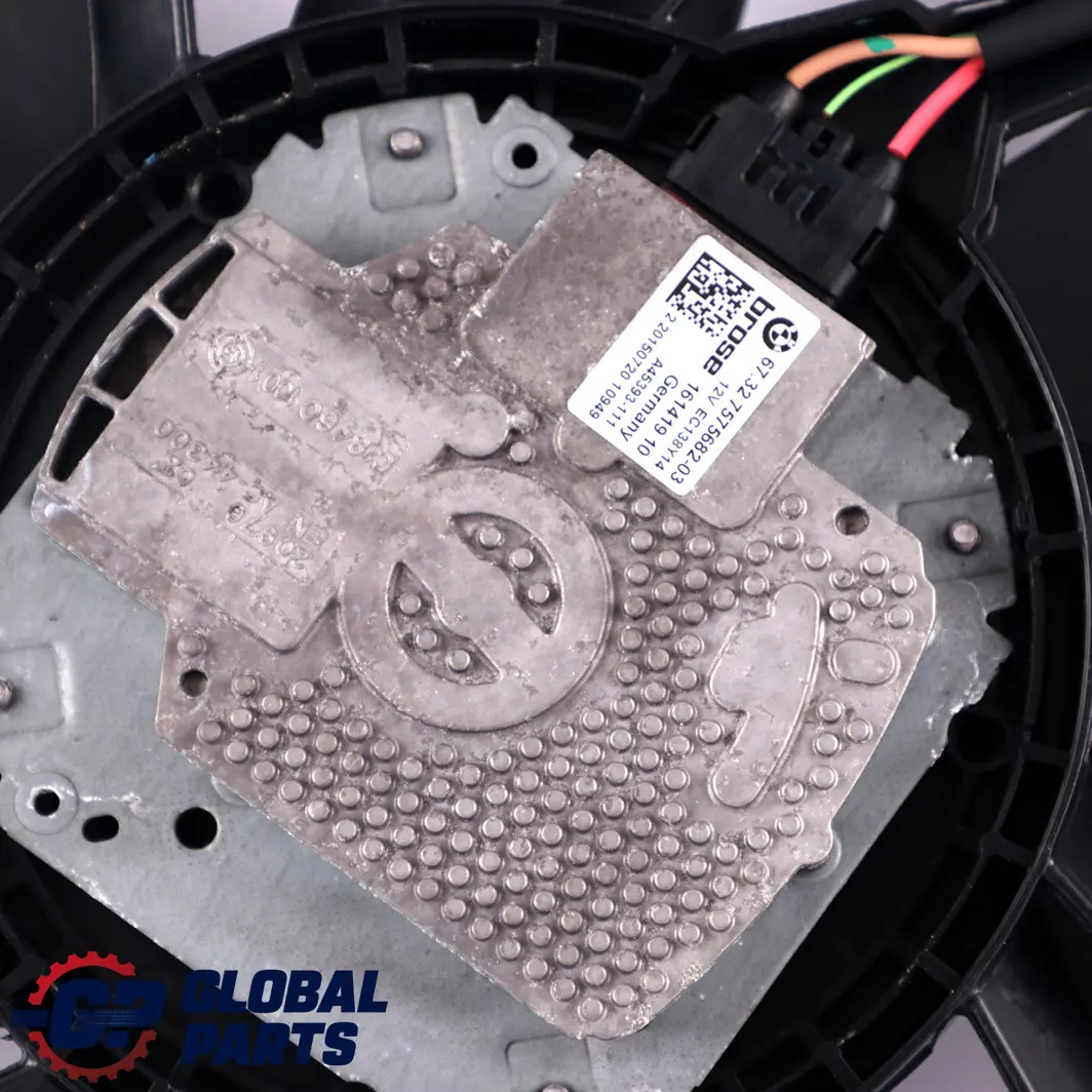 Radiador Refrigeración Motor BMW F01 F02 F10 Cubierta ventilador 400W 7633273 para con número de pieza 8509740 Radiador Refrigeración Motor BMW F01 F02 F10 Cubierta ventilador 400W 7633273 - SKU 8509740 - Número de pieza 8509740