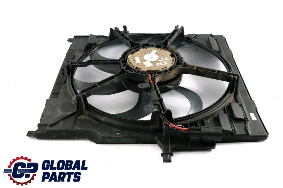 BMW X5 Series E70 3.0d 3.0sd M57N2 Engine Radiator Fan Housing 600W - SKU 8509746 - Numéro de pièce 8509746