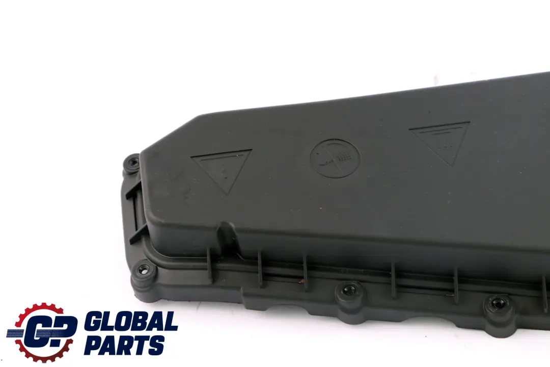 Tapa Caja Electrónica para BMW F20 F21 F22 F23 F30 F31 F32 F33 F34 F36 con número de pieza 8509914 BMW F20 F21 F22 F23 F30 F31 F32 F33 F34 F36 Tapa Caja Electrónica - SKU 8509914 - Número de pieza 8509914