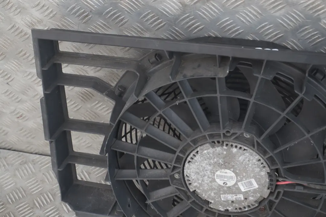 M67N Motorkühlung Kühlerlüfterverkleidung 6946373 für BMW 7 er E65 745d mit Teilenummer 7795138 BMW 7 er E65 745d M67N Motorkühlung Kühlerlüfterverkleidung 6946373 - SKU 8509925 - Teilenummer 7795138