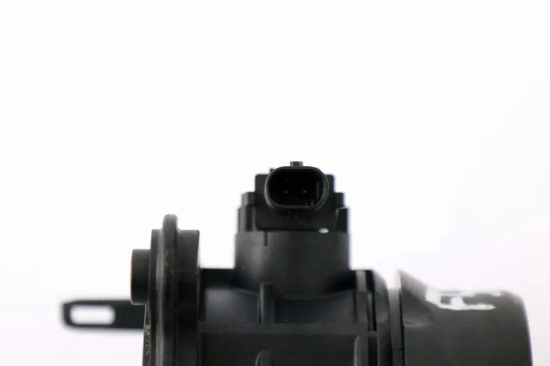 Intake Unit BMW F20 F21 LCI F30 Mini F56 Temperature Sensor Diesel to Air with Part number 8511339 Air Intake Unit BMW F20 F21 LCI F30 Mini F56 Temperature Sensor Diesel - SKU 8511339 - Part number 8511339