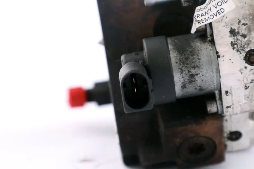 M57N Pressure Pump Fuel Injection to BMW X5 E46 E53 E60 Diesel with Part number 7788678 BMW X5 E46 E53 E60 Diesel M57N Pressure Pump Fuel Injection - SKU 8511826 - Part number 7788678