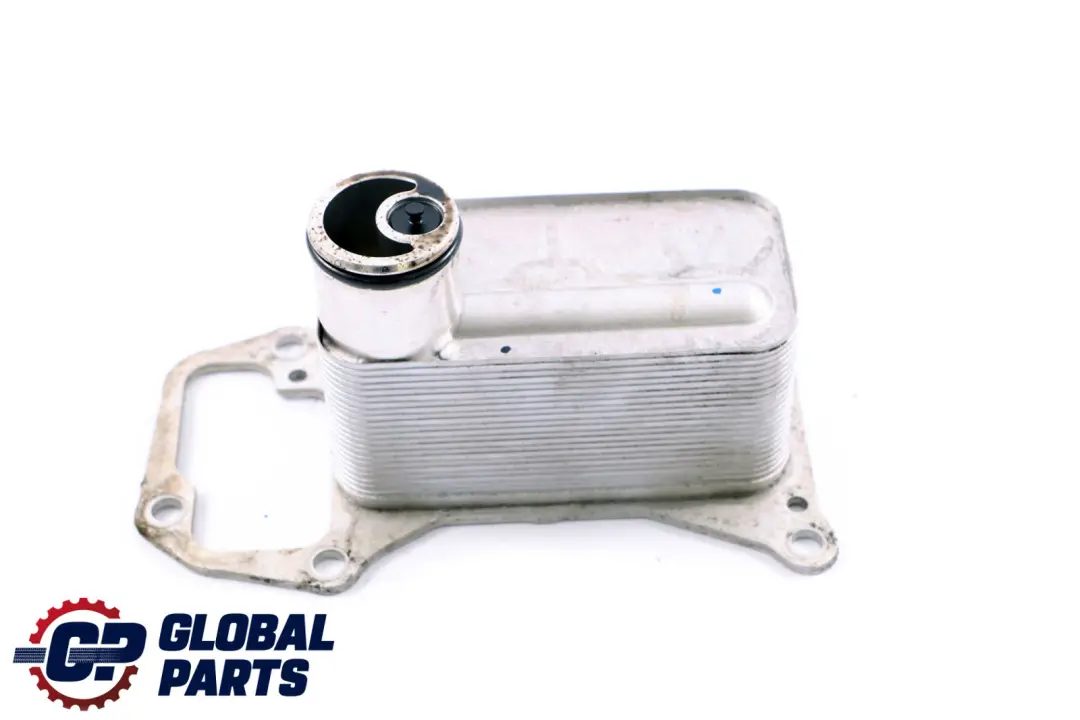 Automatik Ölkühler-Wärmetauscher für BMW 3 5 er E90 E92 LCI F10 mit Teilenummer 8512435 BMW 3 5 er E90 E92 LCI F10 Automatik Ölkühler-Wärmetauscher - SKU 8512435 - Teilenummer 8512435