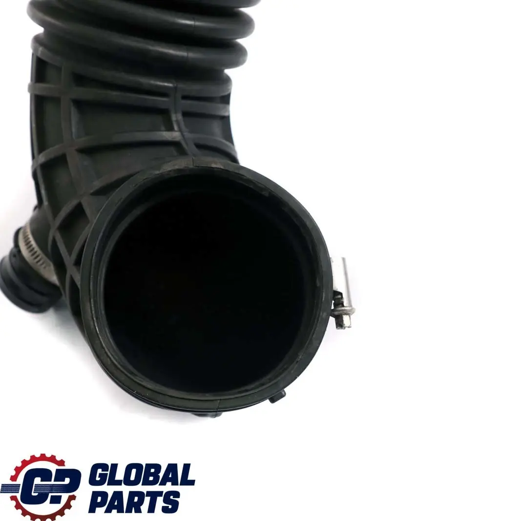 B47 125d 325d Rura dolot powietrza do BMW F20 F30 LCI o numerze 7605638 BMW F20 F30 LCI B47 125d 325d Rura dolot powietrza - SKU 8513959 - Numer Części 7605638