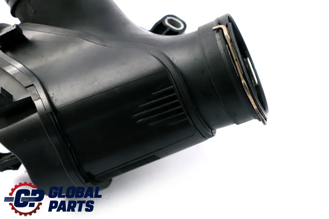 B37 114d 116d Rura Wąż Przewód Powietrza do BMW F20 F21 LCI o numerze 8513961 BMW F20 F21 LCI B37 114d 116d Rura Wąż Przewód Powietrza - SKU 8513961 - Numer Części 8513961