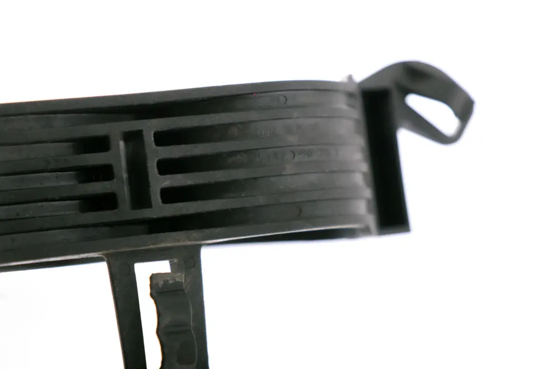 Halter Kraftstoffsieb 8515910 für Mini Cooper F55 F56 F57 mit Teilenummer 8515911 8515910 Mini Cooper F55 F56 F57 Halter Kraftstoffsieb 8515910 - SKU 8515911 - Teilenummer 8515911 8515910