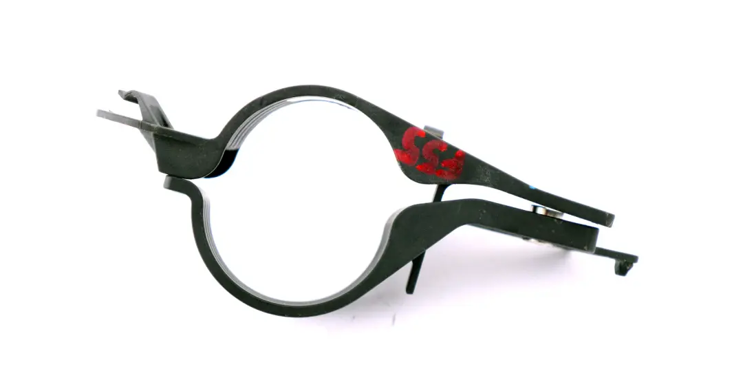 Halter Kraftstoffsieb 8515910 für Mini Cooper F55 F56 F57 mit Teilenummer 8515911 8515910 Mini Cooper F55 F56 F57 Halter Kraftstoffsieb 8515910 - SKU 8515911 - Teilenummer 8515911 8515910