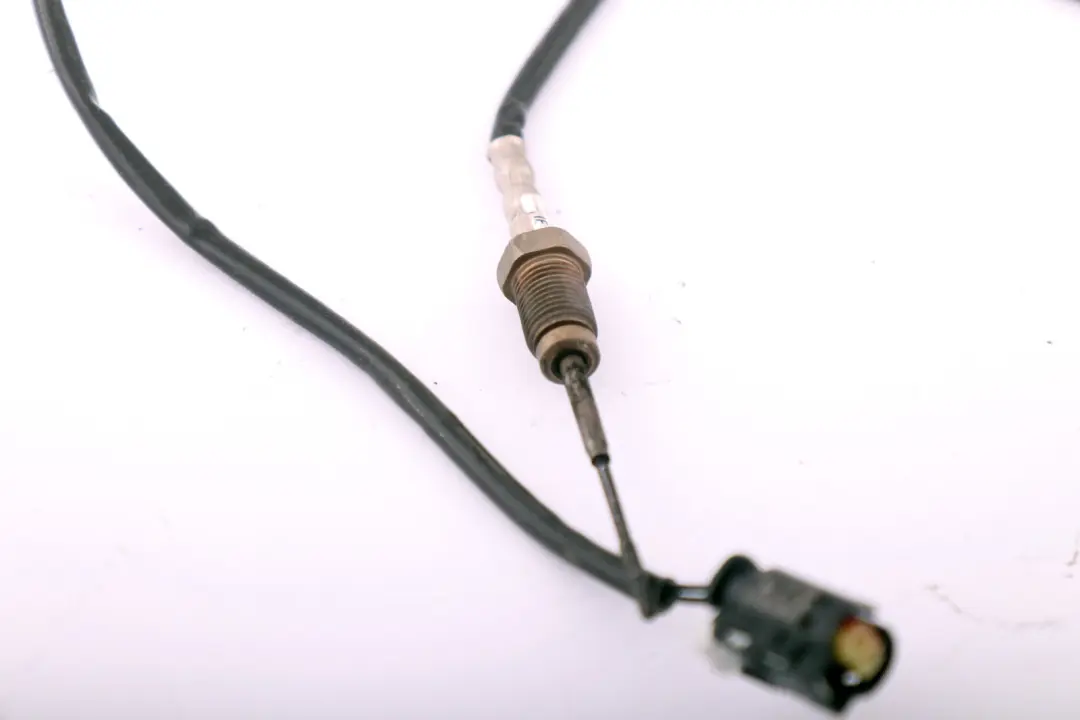 Temperature Sensor L=940 Exhaust to Mini F54 F55 F56 F57 F60 with Part number 8570233 Mini F54 F55 F56 F57 F60 Temperature Sensor L=940 Exhaust - SKU 8570233 - Part number 8570233