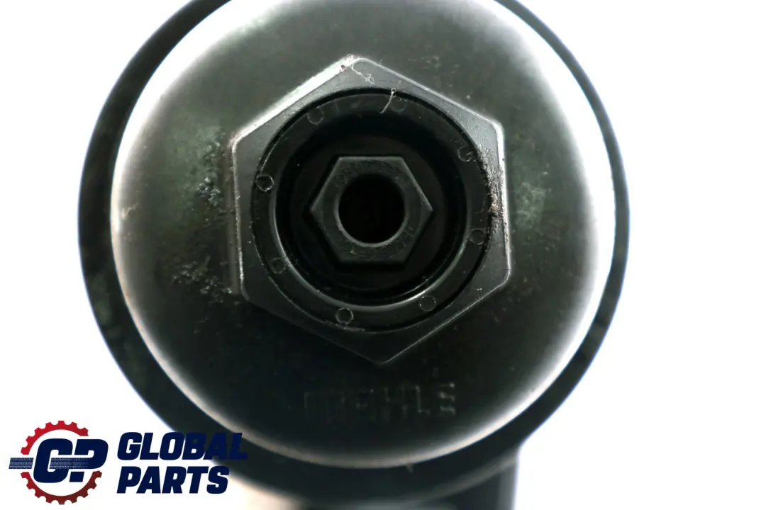 Filtr Oleju Układ Smarowania Silnika do Mini Cooper F55 F56 F57 o numerze 8585235 Mini Cooper F55 F56 F57 Filtr Oleju Układ Smarowania Silnika - SKU 8585235 - Numer Części 8585235