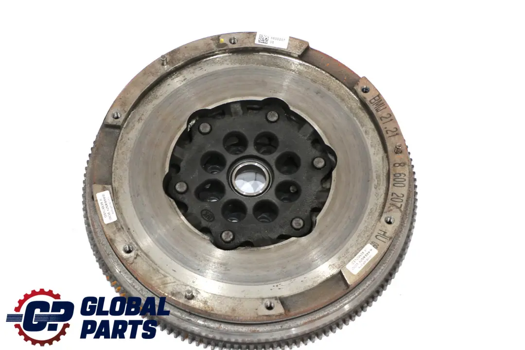 *BMW Mini One F55 F56 F57 Benzin B38 Zweimassenschwungrad Kupplungssatz für mit Teilenummer 8600207 *BMW Mini One F55 F56 F57 Benzin B38 Zweimassenschwungrad Kupplungssatz - SKU 8600207 - Teilenummer 8600207