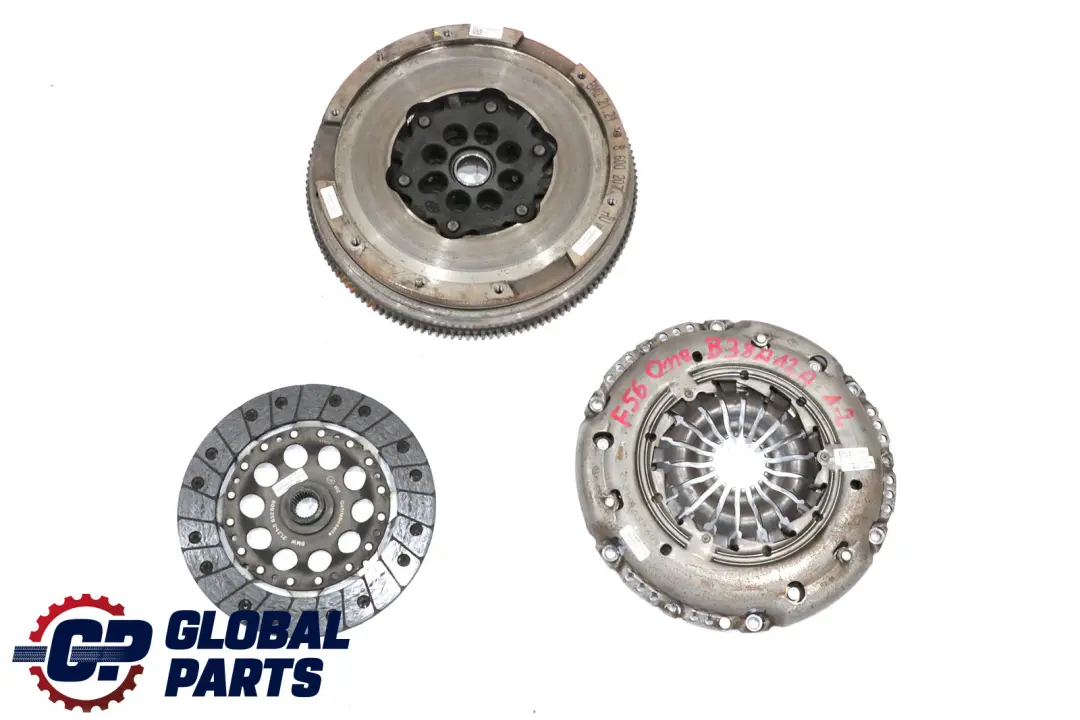 *BMW Mini One F55 F56 F57 Benzin B38 Zweimassenschwungrad Kupplungssatz für mit Teilenummer 8600207 *BMW Mini One F55 F56 F57 Benzin B38 Zweimassenschwungrad Kupplungssatz - SKU 8600207 - Teilenummer 8600207