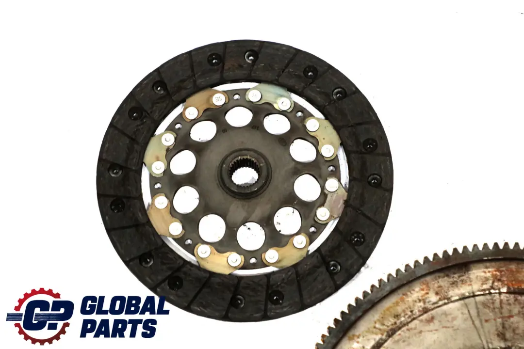 B38 Dual Twin Mass Flywheel Clutch Kit to Mini Cooper F55 F56 F57 Petrol with Part number 8600209 Mini Cooper F55 F56 F57 Petrol B38 Dual Twin Mass Flywheel Clutch Kit - SKU 8600209 - Part number 8600209