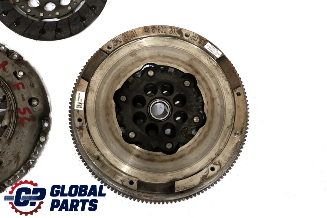 B38 Dual Twin Mass Flywheel Clutch Kit to Mini Cooper F55 F56 F57 Petrol with Part number 8600209 Mini Cooper F55 F56 F57 Petrol B38 Dual Twin Mass Flywheel Clutch Kit - SKU 8600209 - Part number 8600209