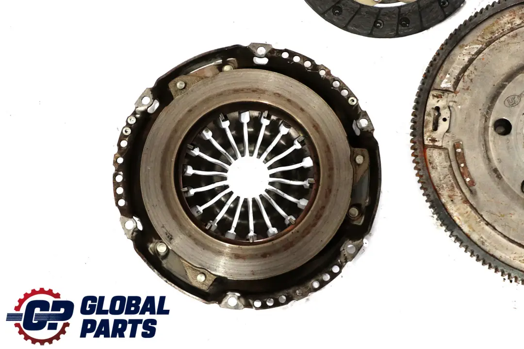 B38 Dual Twin Mass Flywheel Clutch Kit to Mini Cooper F55 F56 F57 Petrol with Part number 8600209 Mini Cooper F55 F56 F57 Petrol B38 Dual Twin Mass Flywheel Clutch Kit - SKU 8600209 - Part number 8600209