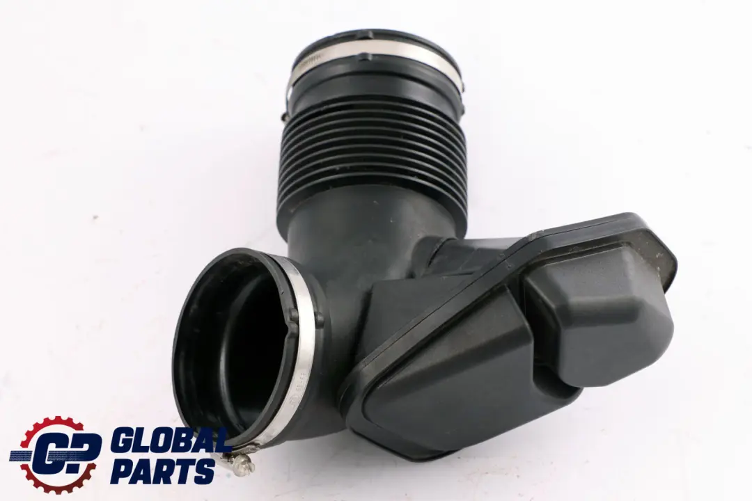 Tubo Manguera Conducto Aire Admisión para BMW F20 F21 F30 F31 con número de pieza 8601682 BMW F20 F21 F30 F31 Tubo Manguera Conducto Aire Admisión - SKU 8601682 - Número de pieza 8601682