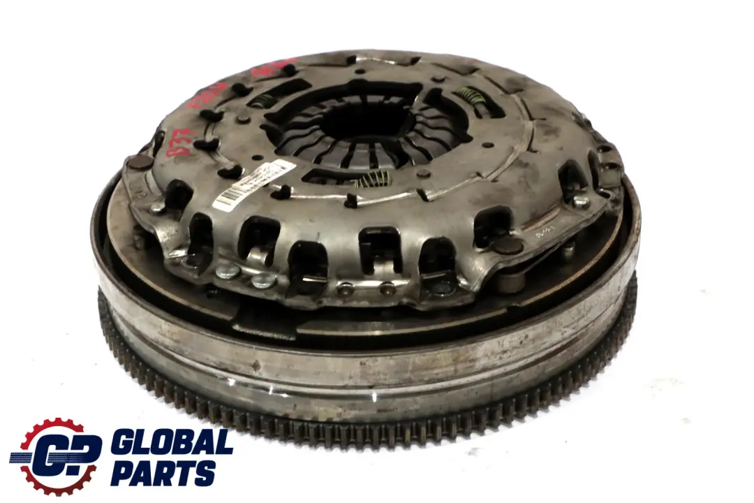 B37 B37D15A Dual Twin Mass Flywheel Clutch Kit to BMW F20 F21 LCI 114d 116d Diesel with Part number 8605486 BMW F20 F21 LCI 114d 116d Diesel B37 B37D15A Dual Twin Mass Flywheel Clutch Kit - SKU 8605486 - Part number 8605486