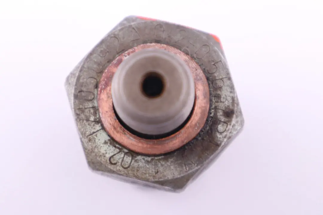 Öl Druck Schalter M12X1,5 für BMW X1 E84 X3 E83 X5 E53 E60 E61 E65 E81 E87 E90 E92 mit Teilenummer 12618611273 BMW X1 E84 X3 E83 X5 E53 E60 E61 E65 E81 E87 E90 E92 Öl Druck Schalter M12X1,5 - SKU 8611273 - Teilenummer 12618611273