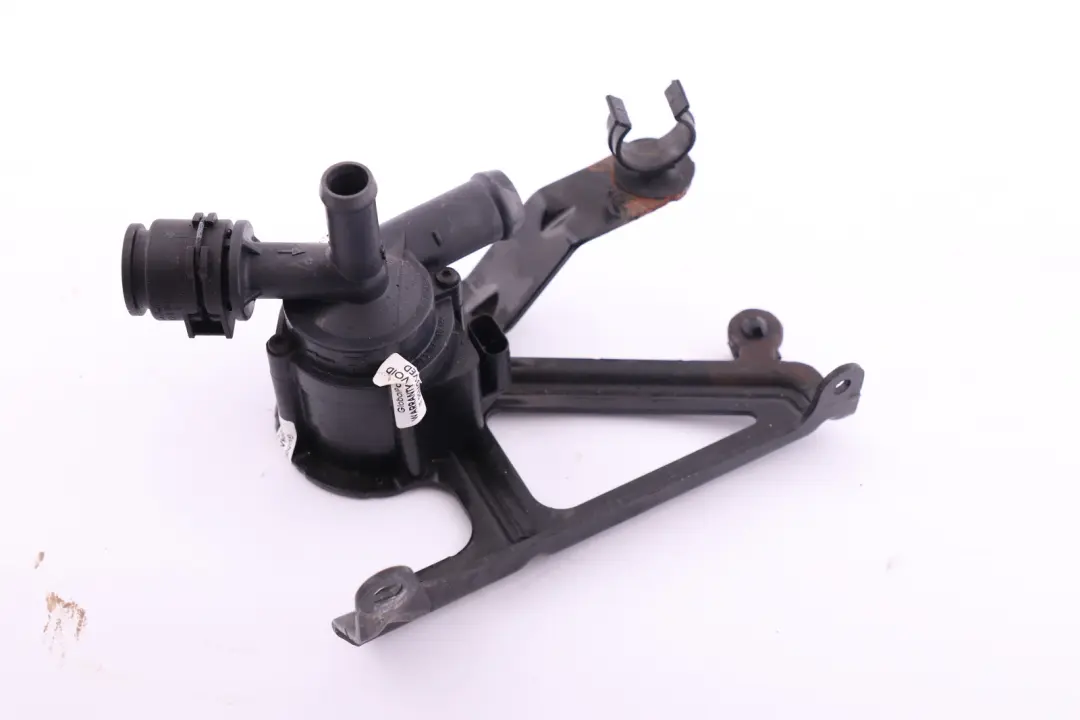 Pompe à eau auxiliaire BMW F20 F21 F30 LCI Engine Petrol N13 - SKU 8616992 - Numéro de pièce 8616992