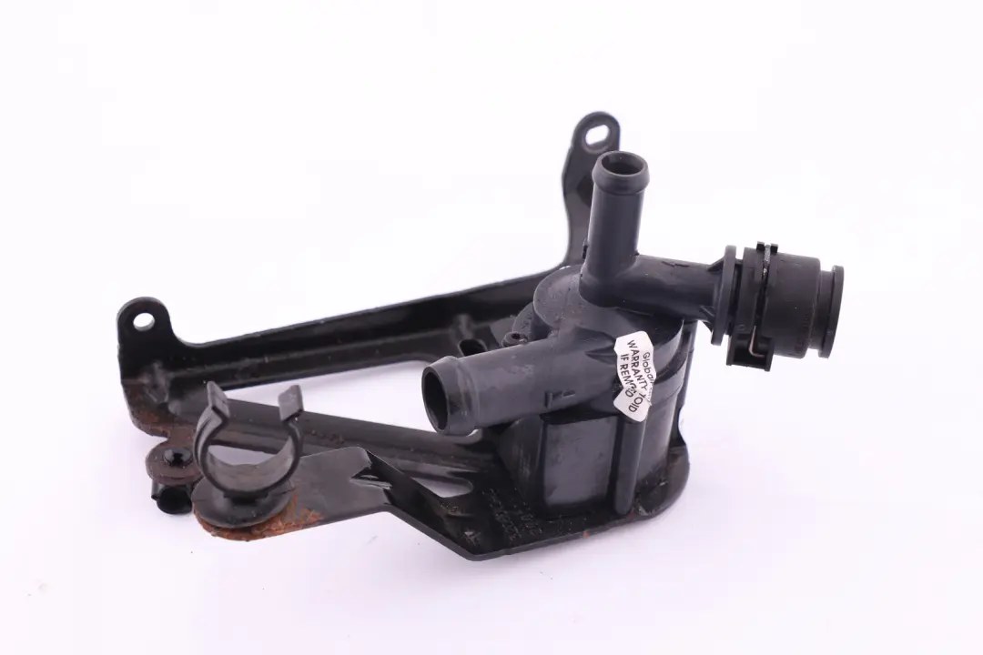 Pompe à eau auxiliaire BMW F20 F21 F30 LCI Engine Petrol N13 - SKU 8616992 - Numéro de pièce 8616992