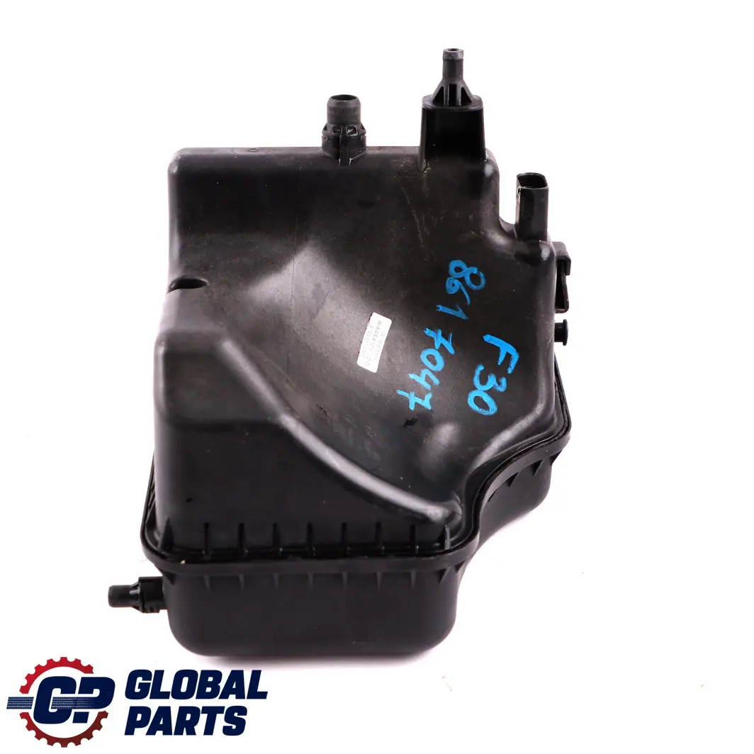 B48X Vase d'expansion du liquide de refroidissement pour BMW F30 LCI 330e à propos du numéro de pièce 8617047 BMW F30 LCI 330e B48X Vase d'expansion du liquide de refroidissement - SKU 8617047 - Numéro de pièce 8617047