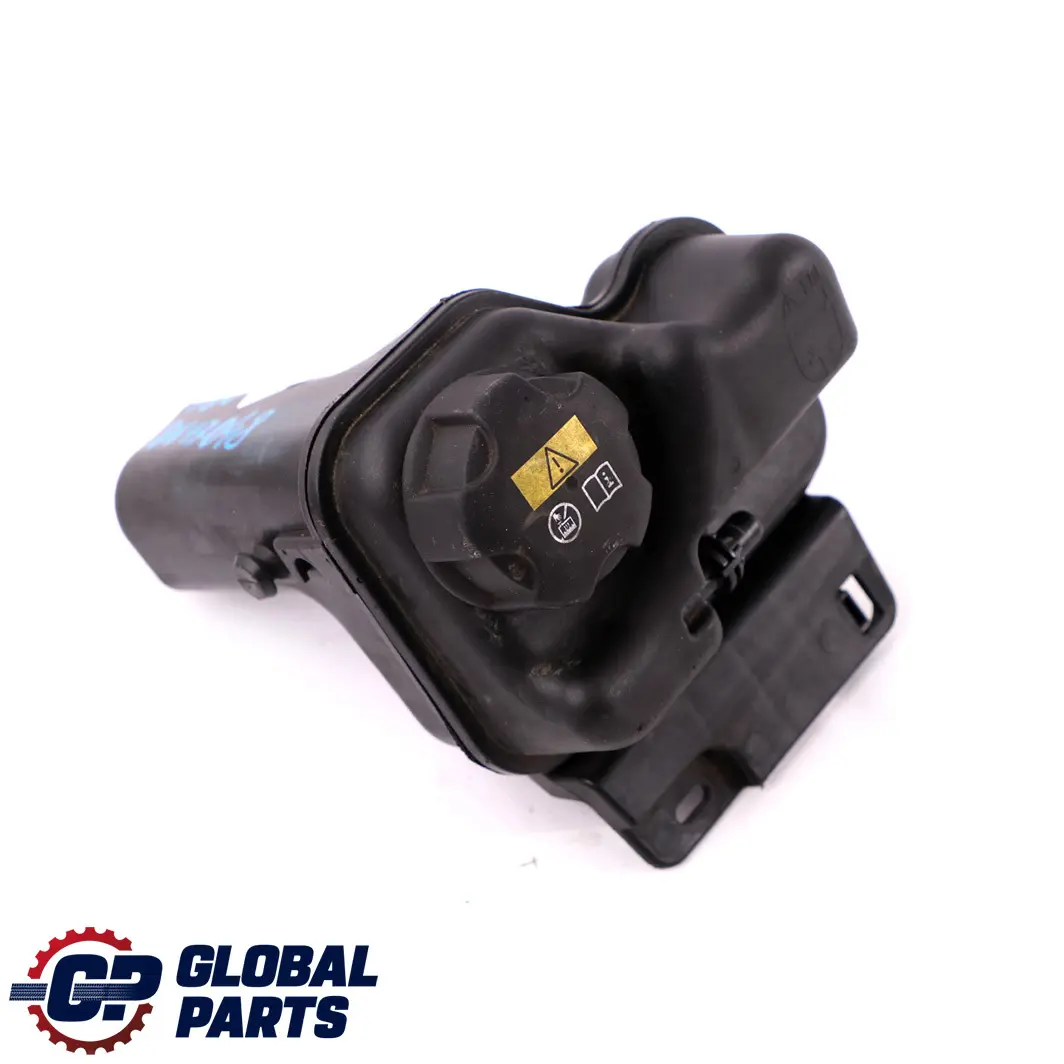 B48X Serbatoio di espansione del refrigerante Bottiglia per BMW F30 LCI 330e con numero di parte 8617048 BMW F30 LCI 330e B48X Serbatoio di espansione del refrigerante Bottiglia - SKU 8617048 - Numero di parte 8617048