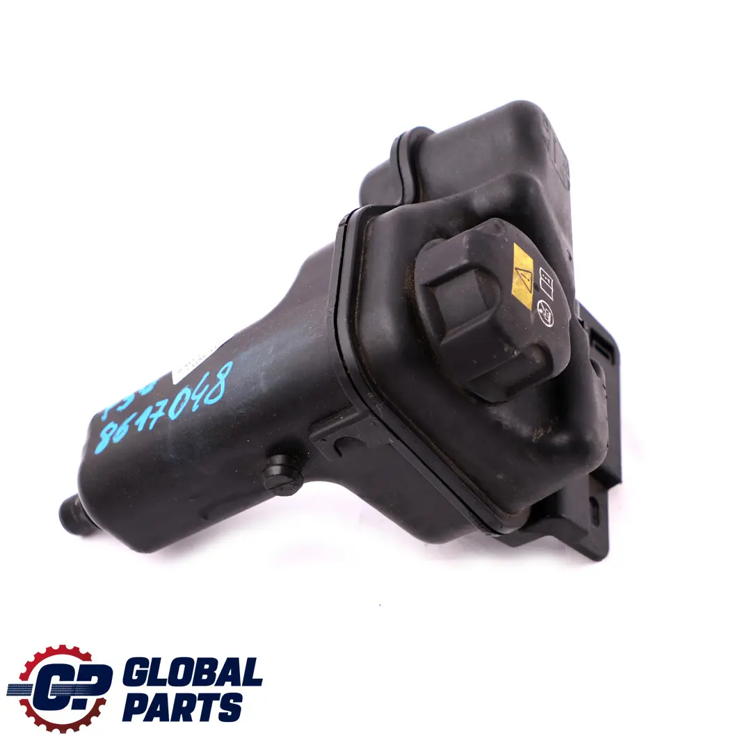 B48X Serbatoio di espansione del refrigerante Bottiglia per BMW F30 LCI 330e con numero di parte 8617048 BMW F30 LCI 330e B48X Serbatoio di espansione del refrigerante Bottiglia - SKU 8617048 - Numero di parte 8617048