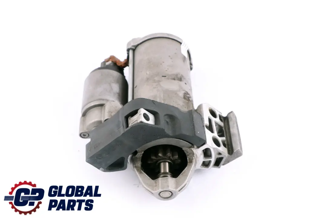 BMW 1 2 F20 F21 F30 LCI G30 Demarreur Moteur Essence Bosch 7521122 - SKU 8621839 - Numéro de pièce 8621839
