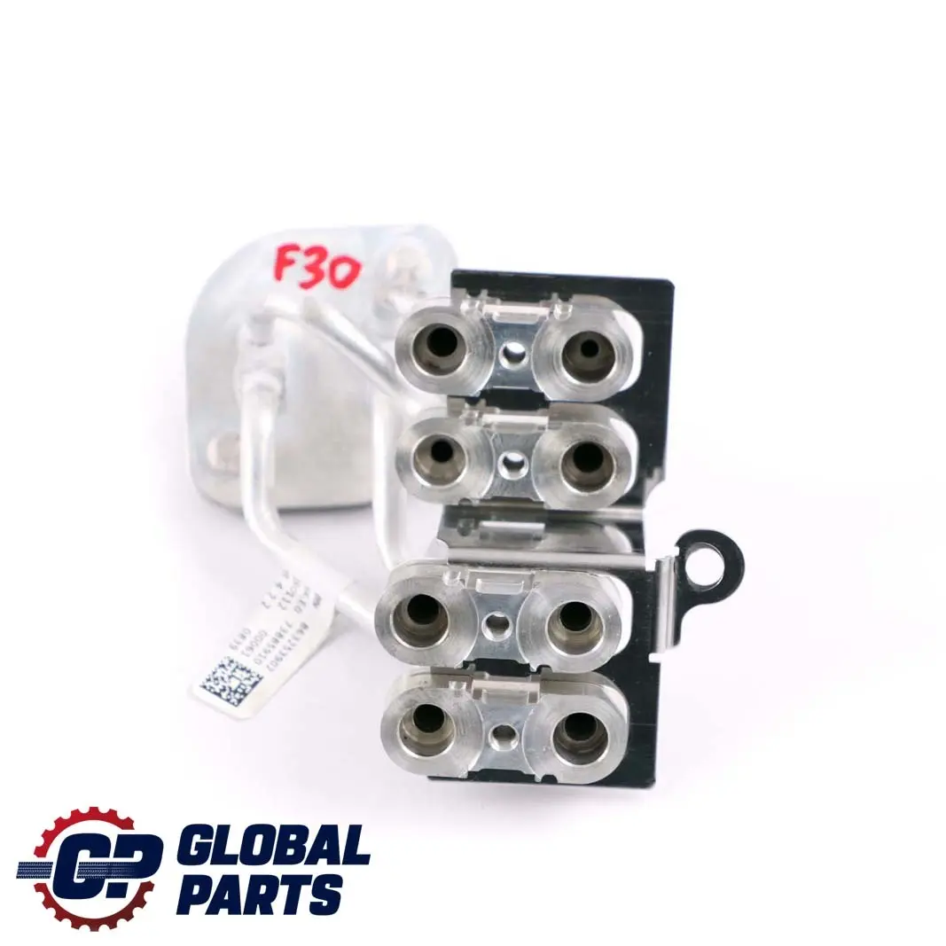 Radiator Connection Line High Voltage Battery to BMW F30 LCI 330e Hybrid with Part number 8632539 BMW F30 LCI 330e Hybrid Radiator Connection Line High Voltage Battery - SKU 8632539 - Part number 8632539