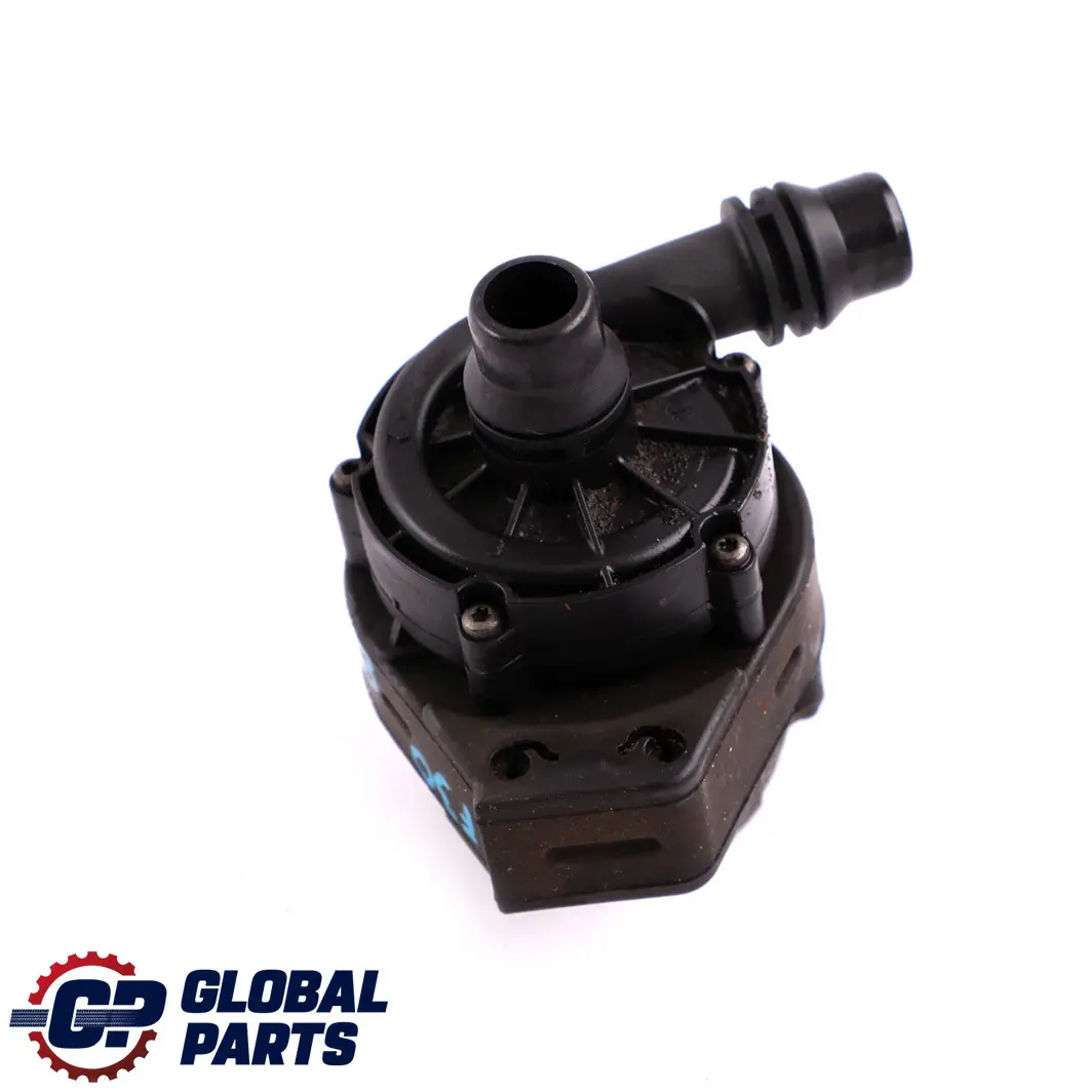 Bomba Auxiliar Agua Refrigerante Motor para BMW F30 LCI 330e Hybrid con número de pieza 8638239 BMW F30 LCI 330e Hybrid Bomba Auxiliar Agua Refrigerante Motor - SKU 8638239 - Número de pieza 8638239