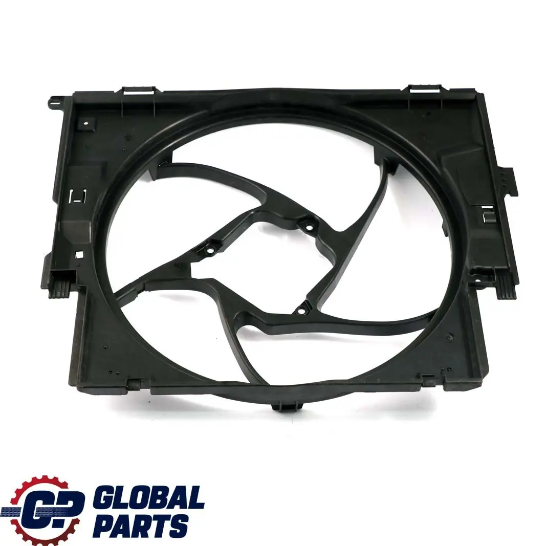 Osłona wentylatora 400W do BMW F20 F21 F30 F31 o numerze 8641963 BMW F20 F21 F30 F31 Osłona wentylatora 400W - SKU 8641963-3 - Numer Części 8641963