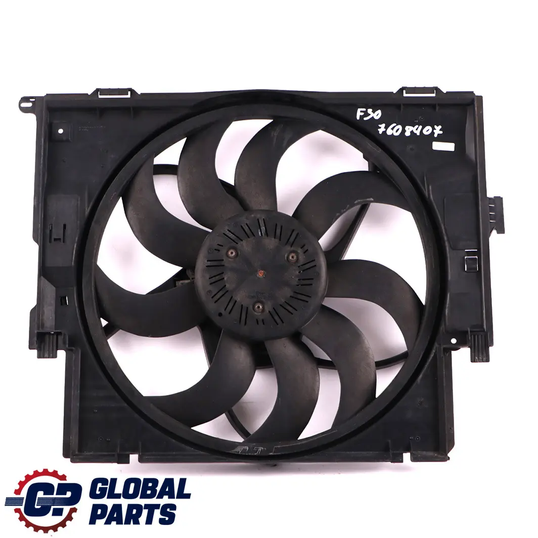 BMW F20 F21 F30 Motor Kühlung Kühler Lüfter Motor Lüfterzarge 400W - SKU 8641963 - Teilenummer 8641963