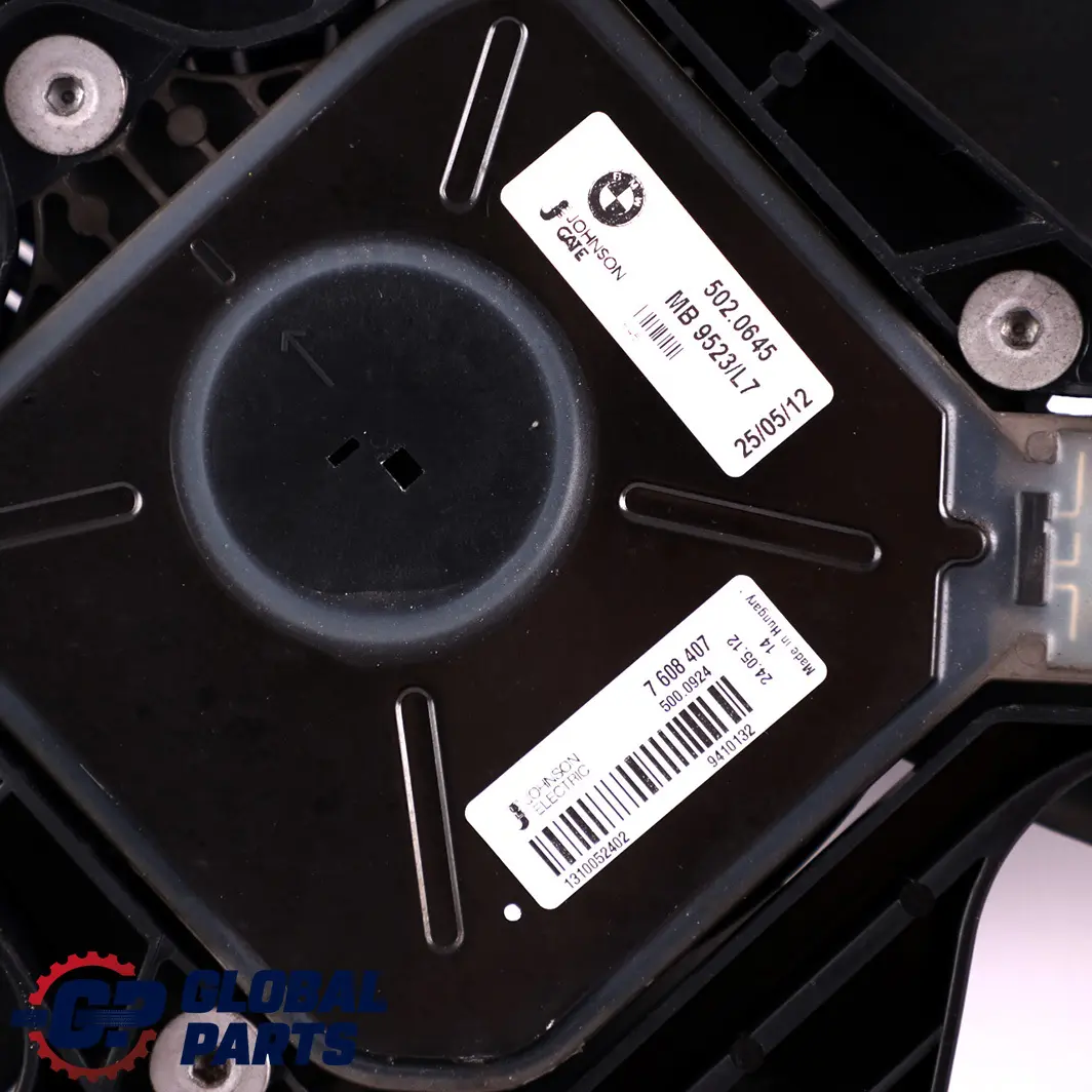 BMW F20 F21 F30 Motor Refrigeración Radiador Ventilador Carenado 400W - SKU 8641963 - Número de pieza 8641963