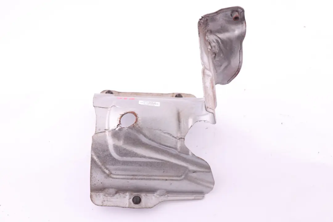 Placa Protección Térmica Turbocompresor para BMW F20 F21 F30 F31 LCI con número de pieza 8648679 BMW F20 F21 F30 F31 LCI Placa Protección Térmica Turbocompresor - SKU 8648679 - Número de pieza 8648679