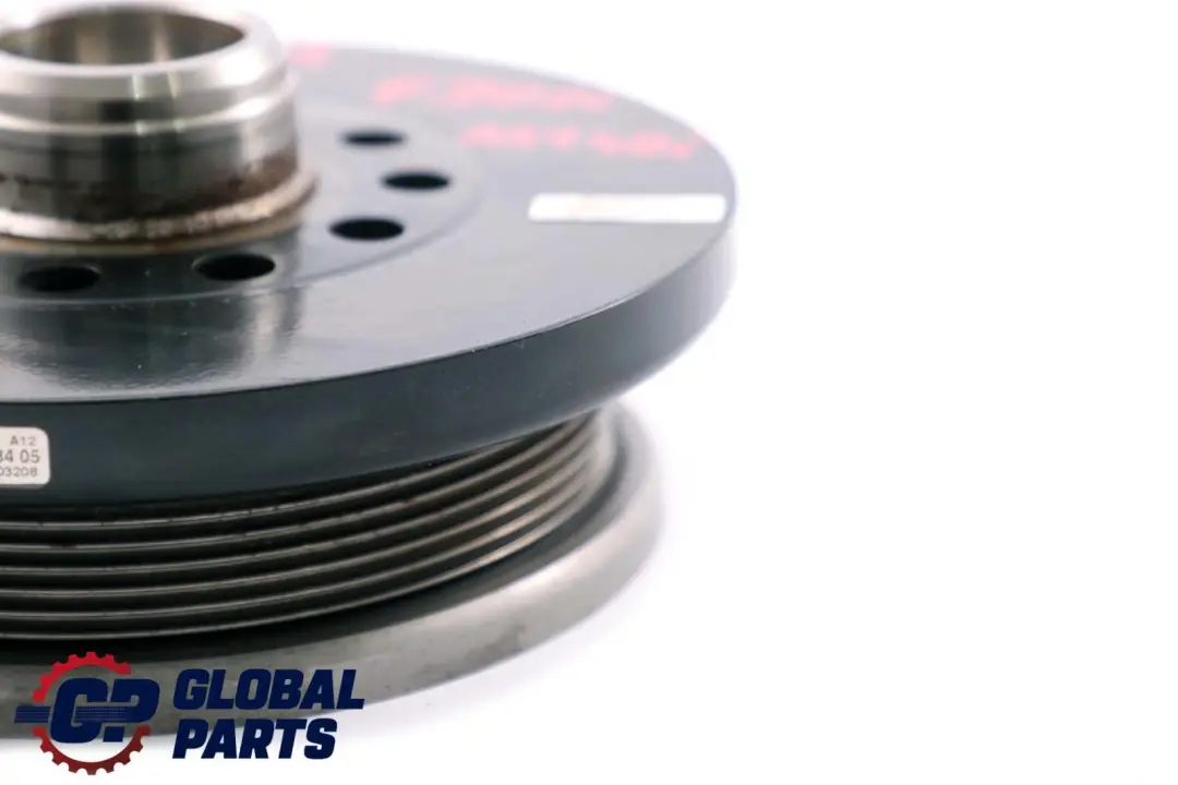 Amortiguador De Vibraciones Polea Del Cigüeñal Del Motor para BMW F20 F21 F30 con número de pieza 8638534 BMW F20 F21 F30 Amortiguador De Vibraciones Polea Del Cigüeñal Del Motor - SKU 8650741 - Número de pieza 8638534