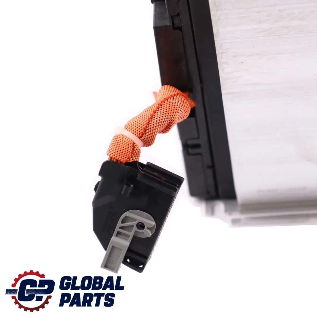 Accumulator Battery High Voltage 8610469 8610470 to BMW F30 LCI F15 G11 G30 with Part number 8686084 BMW F30 LCI F15 G11 G30 Accumulator Battery High Voltage 8610469 8610470 - SKU 8686084 - Part number 8686084