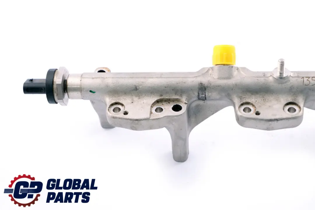Alta Presión Rail Combustible Gasolina para BMW F20 F30 LCI Mini F55 F56 con número de pieza 8694197 BMW F20 F30 LCI Mini F55 F56 Alta Presión Rail Combustible Gasolina - SKU 8694197 - Número de pieza 8694197
