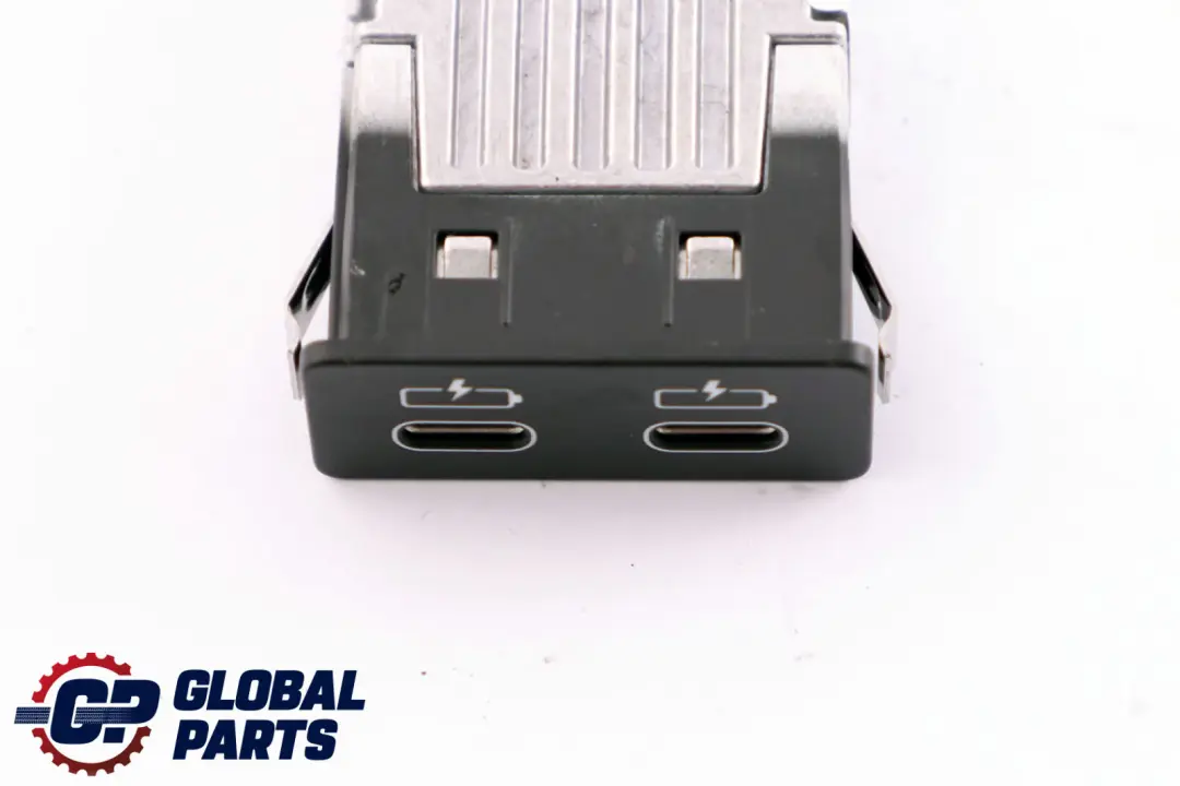 USB Bush Doble Enchufe para BMW X1 F40 F48 Mini F54 F60 con número de pieza 8711938 BMW X1 F40 F48 Mini F54 F60 USB Bush Doble Enchufe - SKU 8711938 - Número de pieza 8711938