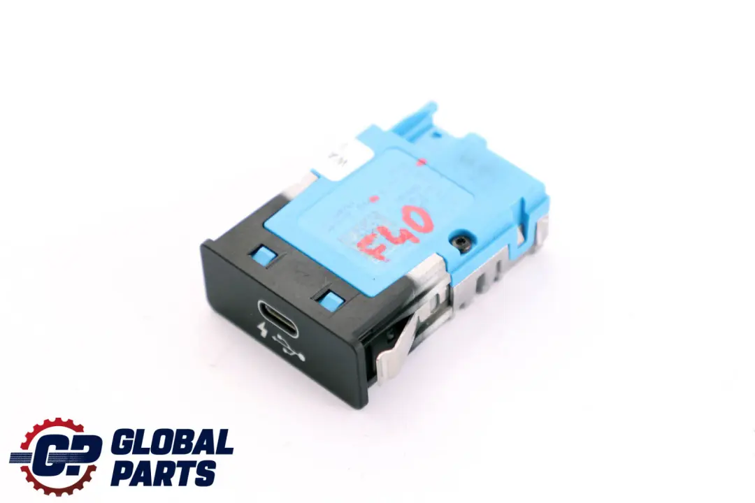 Enchufe adaptador USB para BMW X1 1 F40 F48 Mini F54 F60 con número de pieza 8711939 BMW X1 1 F40 F48 Mini F54 F60 Enchufe adaptador USB - SKU 8711939 - Número de pieza 8711939