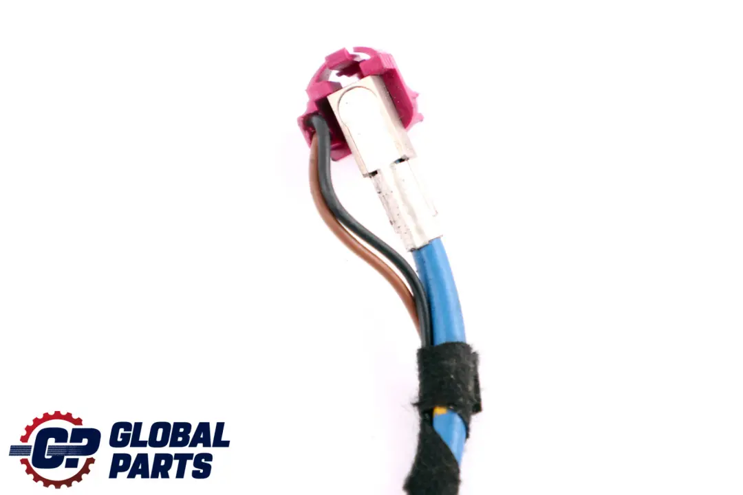 Wire Cable Screen Connector Monitor Display to BMW F20 F21 F30 F31 with Part number 8795212 BMW F20 F21 F30 F31 Wire Cable Screen Connector Monitor Display - SKU 8795213 - Part number 8795212