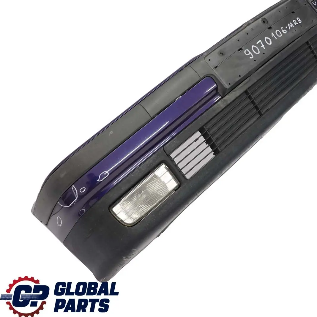 Zderzak przód Montrealblau do BMW E36 Sedan o numerze 9070106 BMW E36 Sedan Zderzak przód Montrealblau - SKU 9070106-MRB - Numer Części 9070106