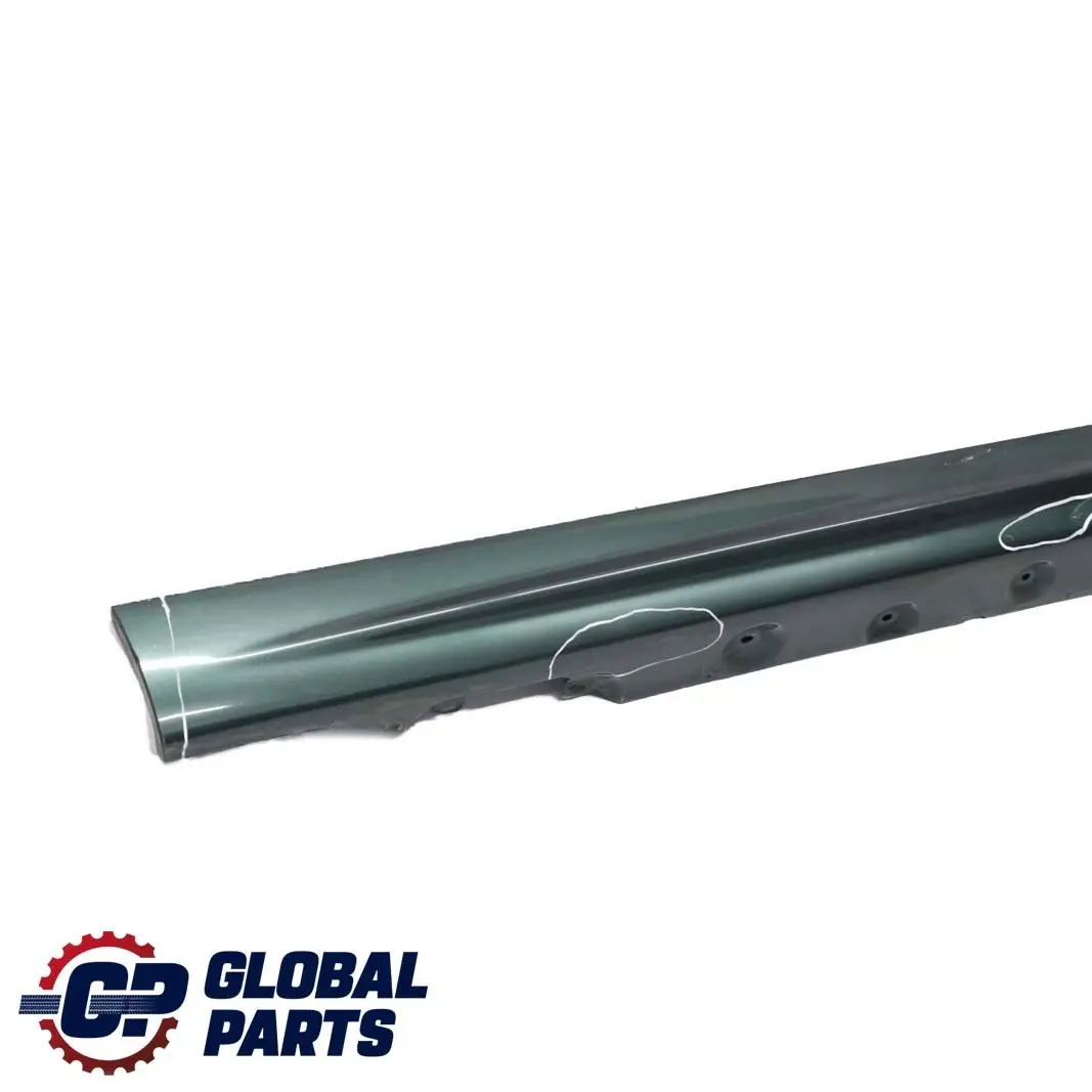 Listello Portiera Gonna Destra Grigio Argento - A08 per BMW E46 Limousine Touring con numero di parte 9071632 BMW E46 Limousine Touring Listello Portiera Gonna Destra Grigio Argento - A08 - SKU 9071632-OXF - Numero di parte 9071632