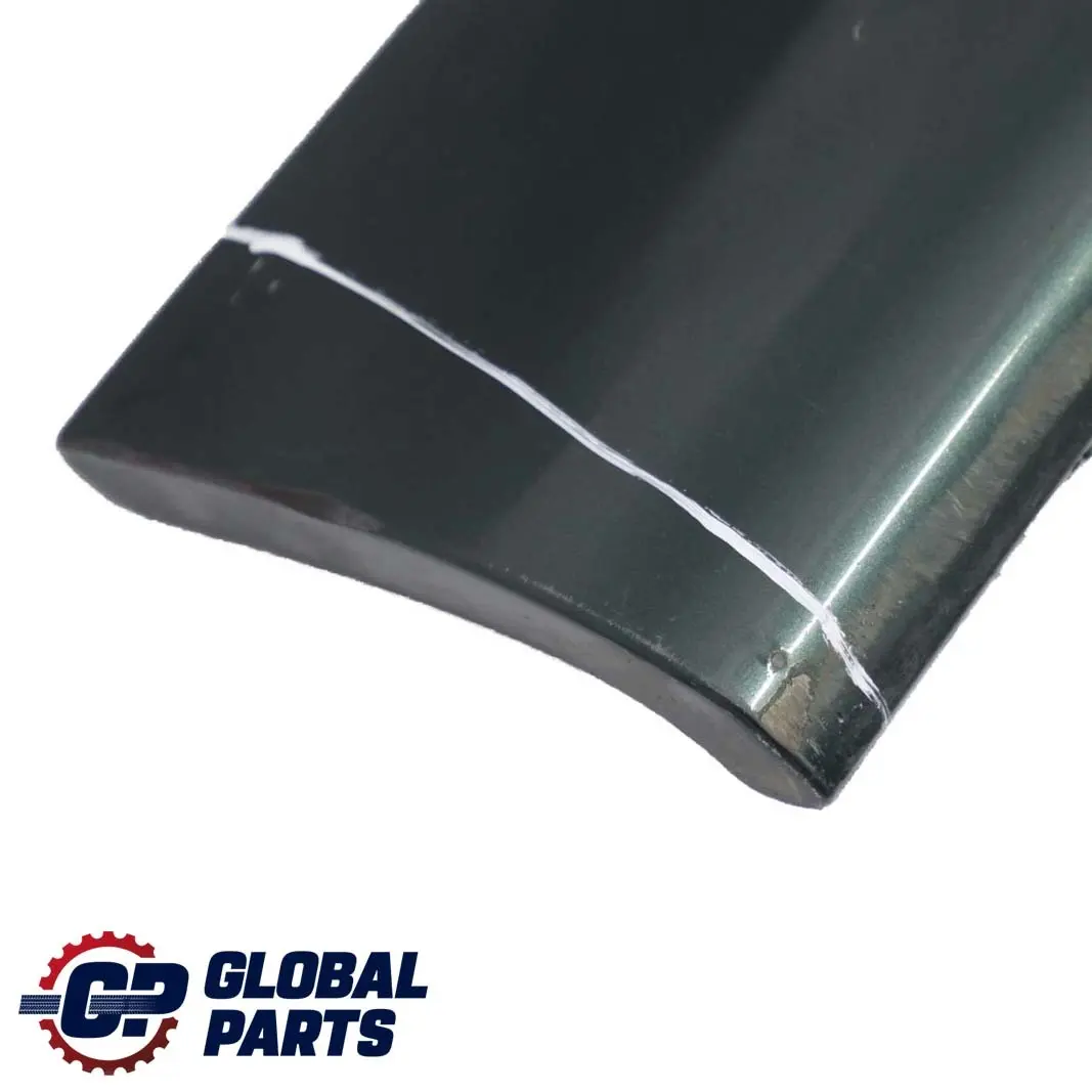 Listello Portiera Gonna Destra Grigio Argento - A08 per BMW E46 Limousine Touring con numero di parte 9071632 BMW E46 Limousine Touring Listello Portiera Gonna Destra Grigio Argento - A08 - SKU 9071632-OXF - Numero di parte 9071632