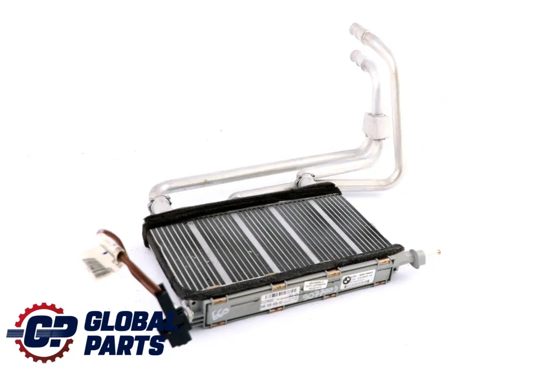 Radiatore di Riscaldamento Scambiatore Calore per BMW E60 E61 E63 E64 con numero di parte 9077003 BMW E60 E61 E63 E64 Radiatore di Riscaldamento Scambiatore Calore - SKU 9077003 - Numero di parte 9077003