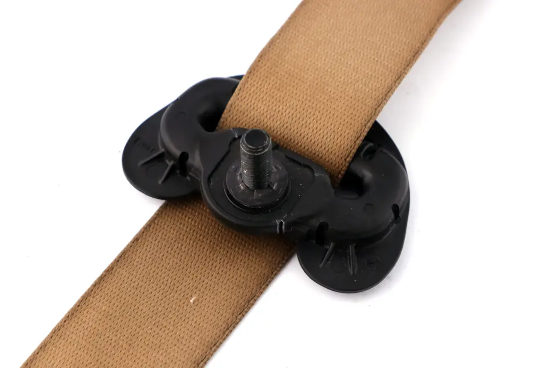 Cinturon Superior con Limitador Fuerza Beige Delantero Izquierdo para BMW E60 con número de pieza 9110047 BMW E60 Cinturon Superior con Limitador Fuerza Beige Delantero Izquierdo - SKU 9110047 - Número de pieza 9110047