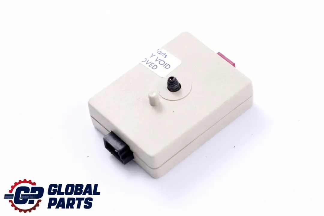 Suppression Filtre pour Antenne 6520 pour BMW E90 E92 à propos du numéro de pièce 9110621 BMW E90 E92 Suppression Filtre pour Antenne 6520 - SKU 9110621 - Numéro de pièce 9110621